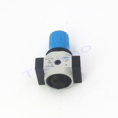 El regulador de filtros neumáticos del LR-1/4-D-MINI, el lubricante y el regulador de presión FESTO