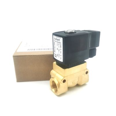 00126201 6014 D Normalmente BURKERT válvula electromagnética abierta G1/8 2.0 Agujero de flujo AC220V 8W Cuerpo de válvula de latón 32 * 32 0~10bar