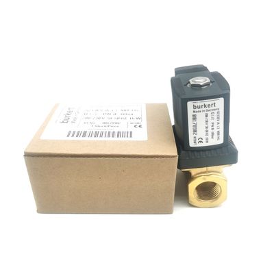 00126206 Burkert válvula de solenoide 6014 D Normalmente abierto G1/4 2.5 Agujero de flujo AC24V 8W Cuerpo de válvula de latón