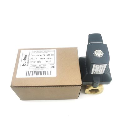 Válvula de control de solenoide Burkert 00125367 6014 C Conexión de placa inferior de acción directa Normalmente cerrada 2.0 Agujero de flujo DC24V 8W Cuerpo de válvula de latón 0 ~ 10bar