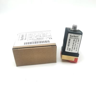 00295636 Válvula electromagnética Burkert G1/2 2/2 Normalmente abierto 12 Agujero de flujo FKM Cuerpo de válvula de latón AC220V 1-32bar