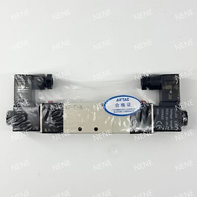 4V230C-08 válvula electromagnética AIRTAC para fluidos de precisión Regla 5 puerto 3 posición