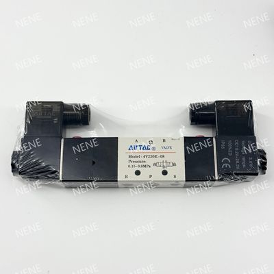Válvula de solenoide 4V330C-08 AIRTAC para el aire de 0,15 a 0,8 MPa 21 a 114 Psi aire fluido