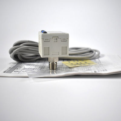 ZSE30A-01-A Interruptor de presión digital al vacío SMC Salida doble de presión negativa