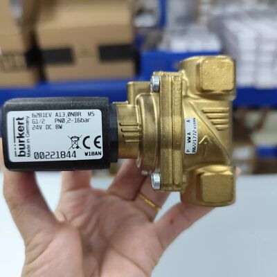 Válvula solenoide Burkert 6281EV 00221846 00221844 00221856 270132