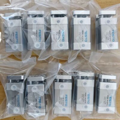Cilindro compacto de doble efecto y carrera de 30 mm - Festo ADNGF-12-30-P-A, diámetro de 12 mm con varilla guía 554210