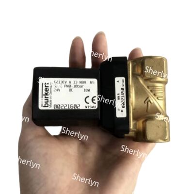 1.5W Ultra Baja Potencia G1 1/4 " 25mm FKM Sellado Solenoide de latón válvula Burkert 00221888 24V DC 2/2 NC 0-120 ° C Servo-Asistido