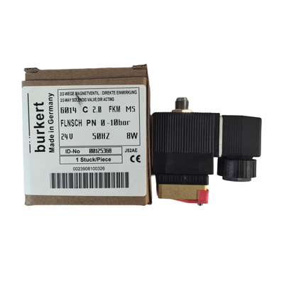 Material de sellado NBR Válvula de solenoide neumática DC24V Voltado 3 Direcciones normalmente cerradas Control de automatización industrial 125367