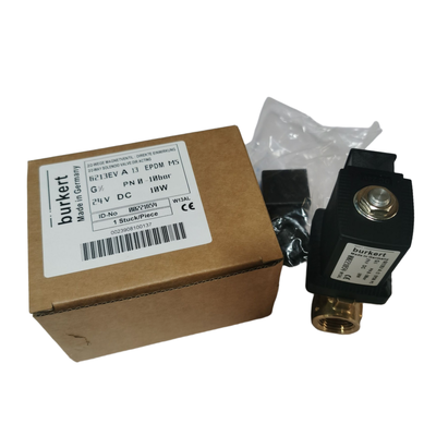 G3⁄4 Válvula de solenoide neumática con rango de presión de 0,3 a 10 bar Tamaño del puerto 3/4 pulgadas Para operaciones neumáticas 221686