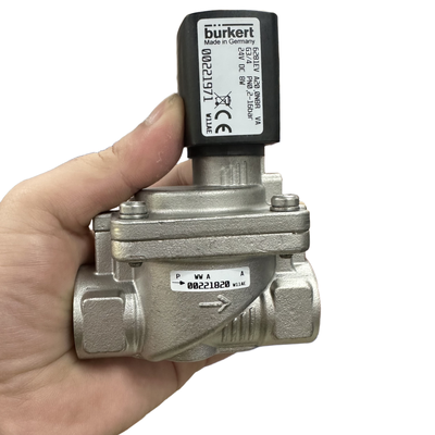 Proceso de alta temperatura de trabajo pesado Burkert válvula solenoide 00323986 00323987 00323988 00323989 Tipo 6281 2/2 NC Superposición manual asistida por servo G1 1/2 G2 Puerto 40.0 Orificio de flujo Sello FKM