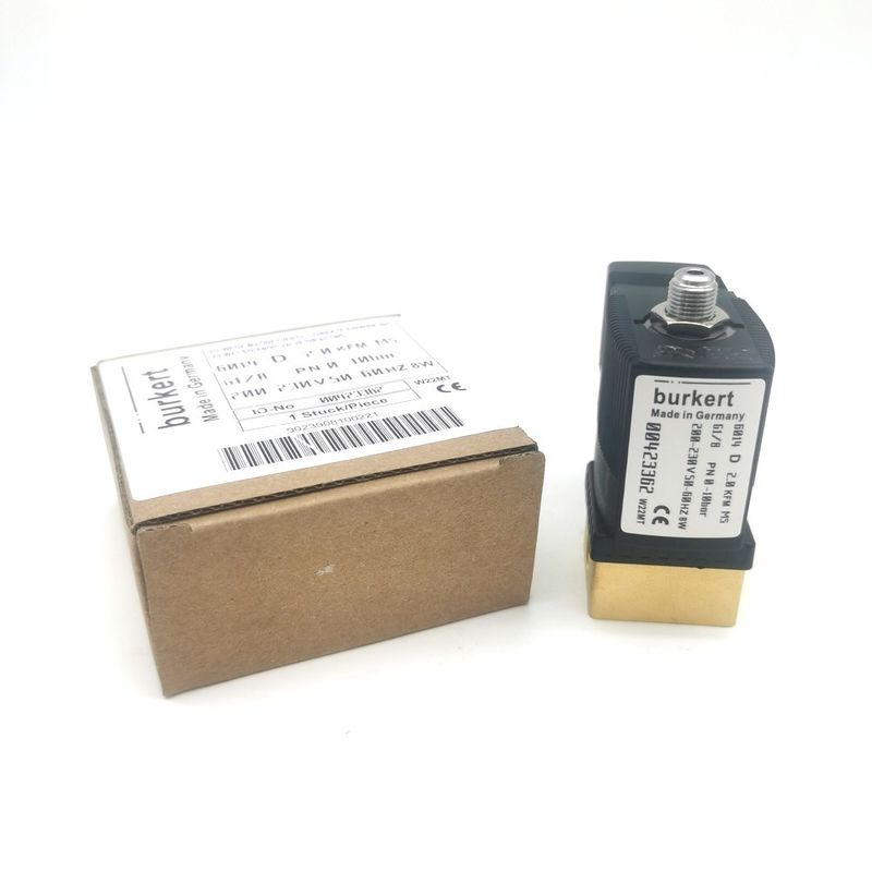 2/2 Normalmente abierto 00295651 Burkert Válvula de solenoide 20 agujeros de flujo FKM (lábido fluorado) Cuerpo de válvula de latón sellado AC220V 8W 1-25bar