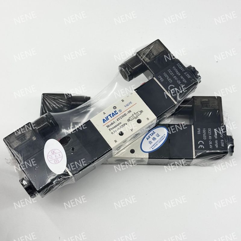 Válvula de solenoide 4V330C-08 AIRTAC para el aire de 0,15 a 0,8 MPa 21 a 114 Psi aire fluido