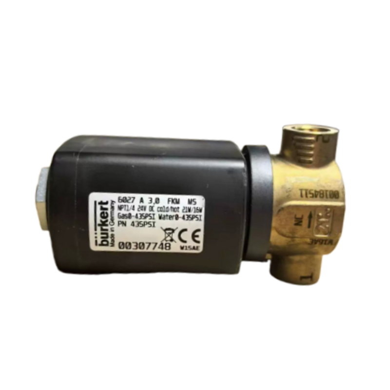 Válvula solenoide con cuerpo de latón que incorpora material de sello EPDM diseñada para satisfacer las demandas de los sistemas de manipulación de fluidos industriales 204353